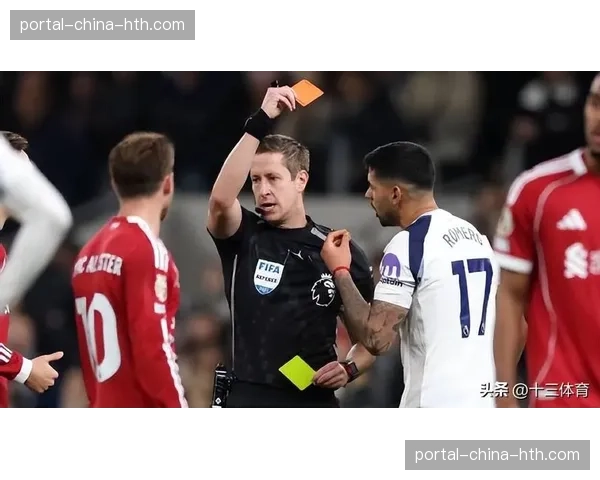 现场：VAR长时间介入检查，古迪逊公园球场响起巨大嘘声