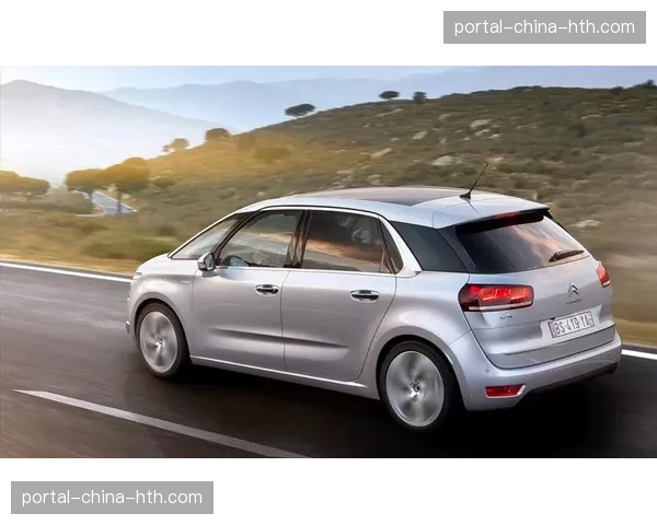 赞助更新：汽车品牌雪铁龙成为法国足球联盟新合作伙伴